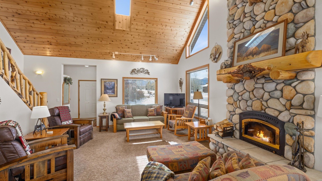 Photo of Livingroom in Red Lodge