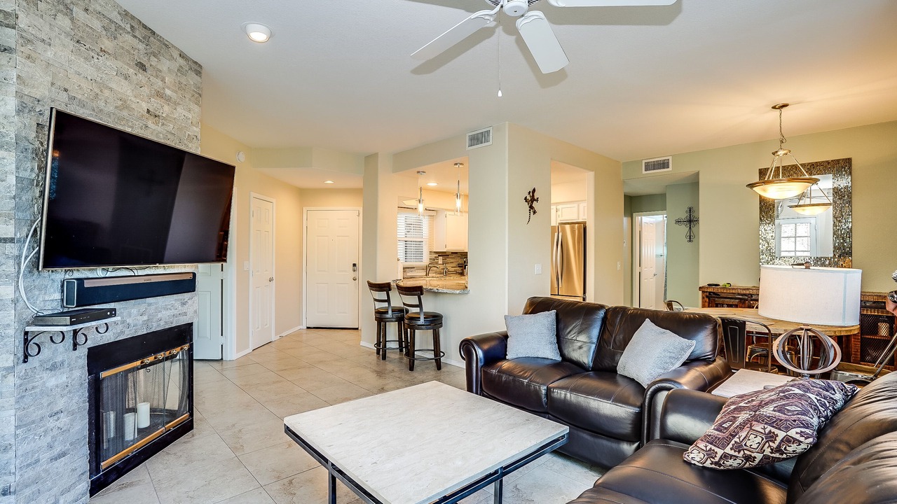 Photo of Livingroom in Tucson