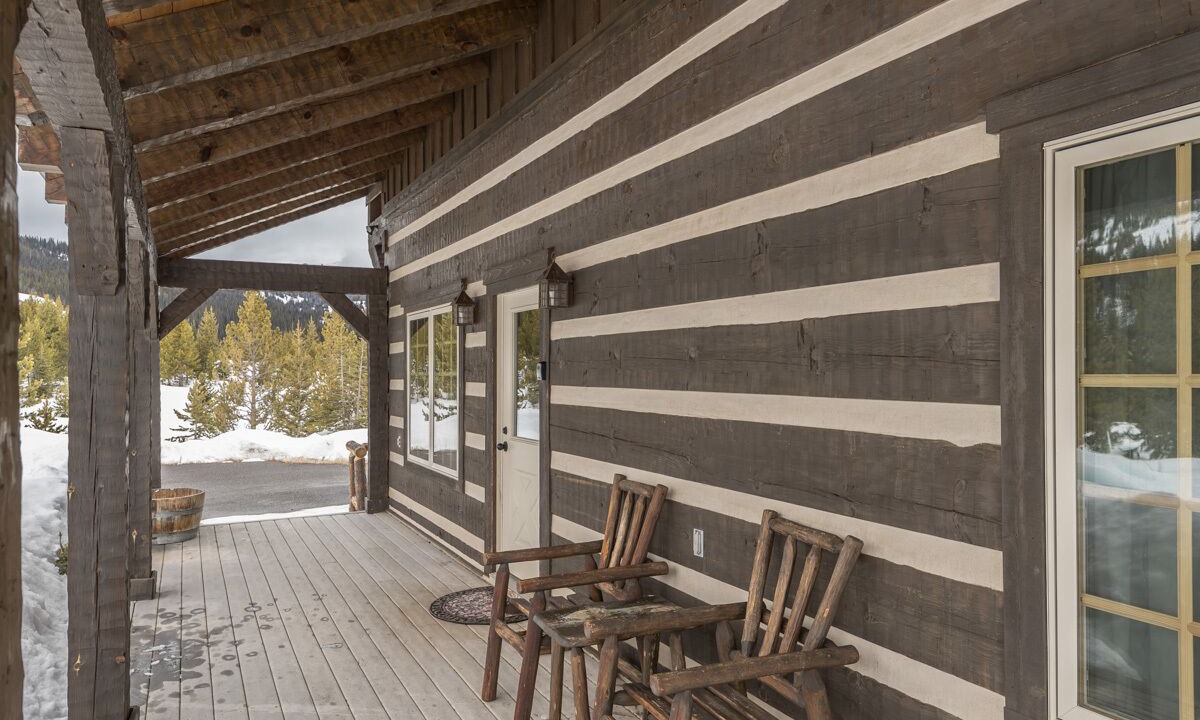 Photo of Patio Balcony in Big Sky