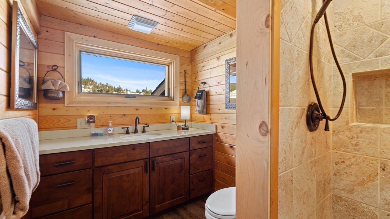 Photo of Bathroom in Red Lodge
