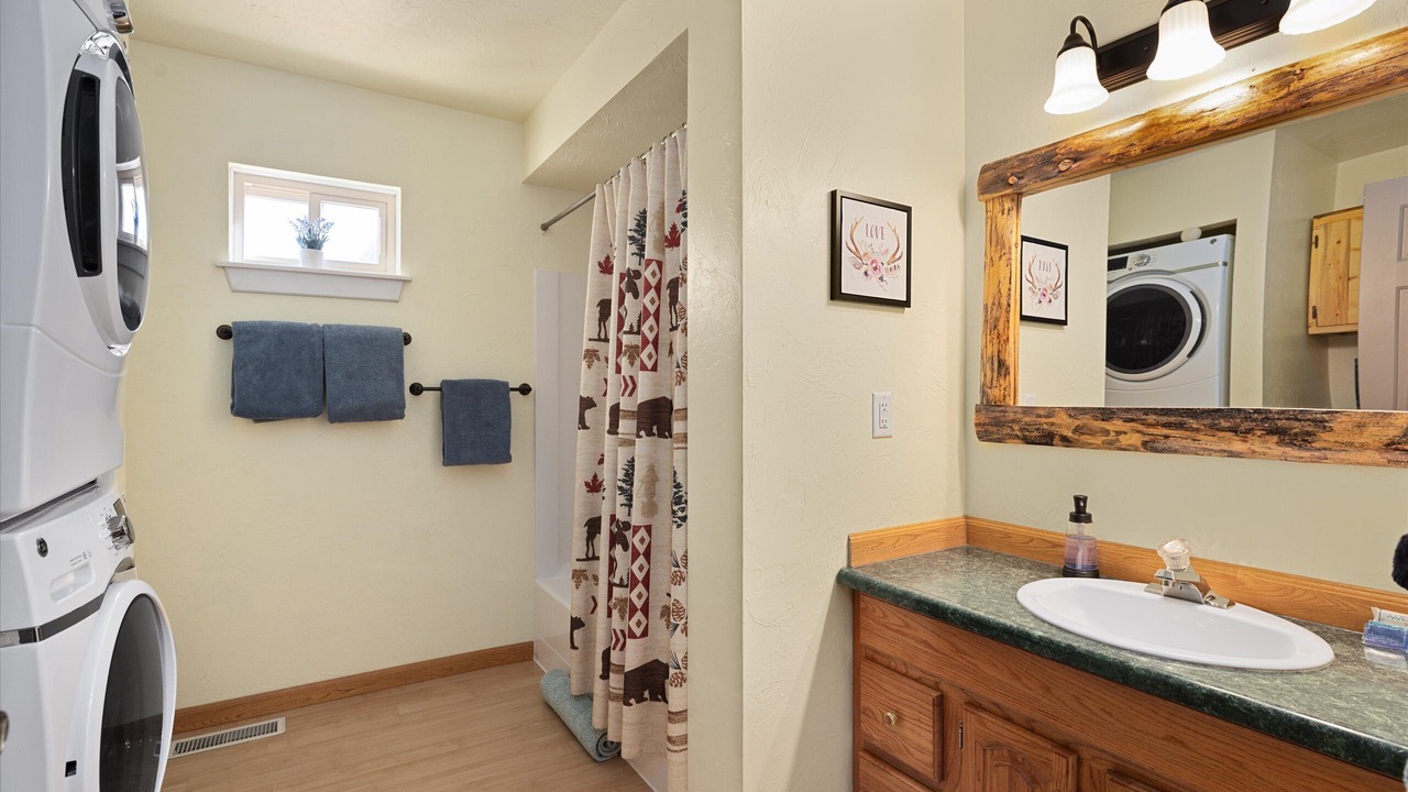 Photo of Bathroom in Red Lodge