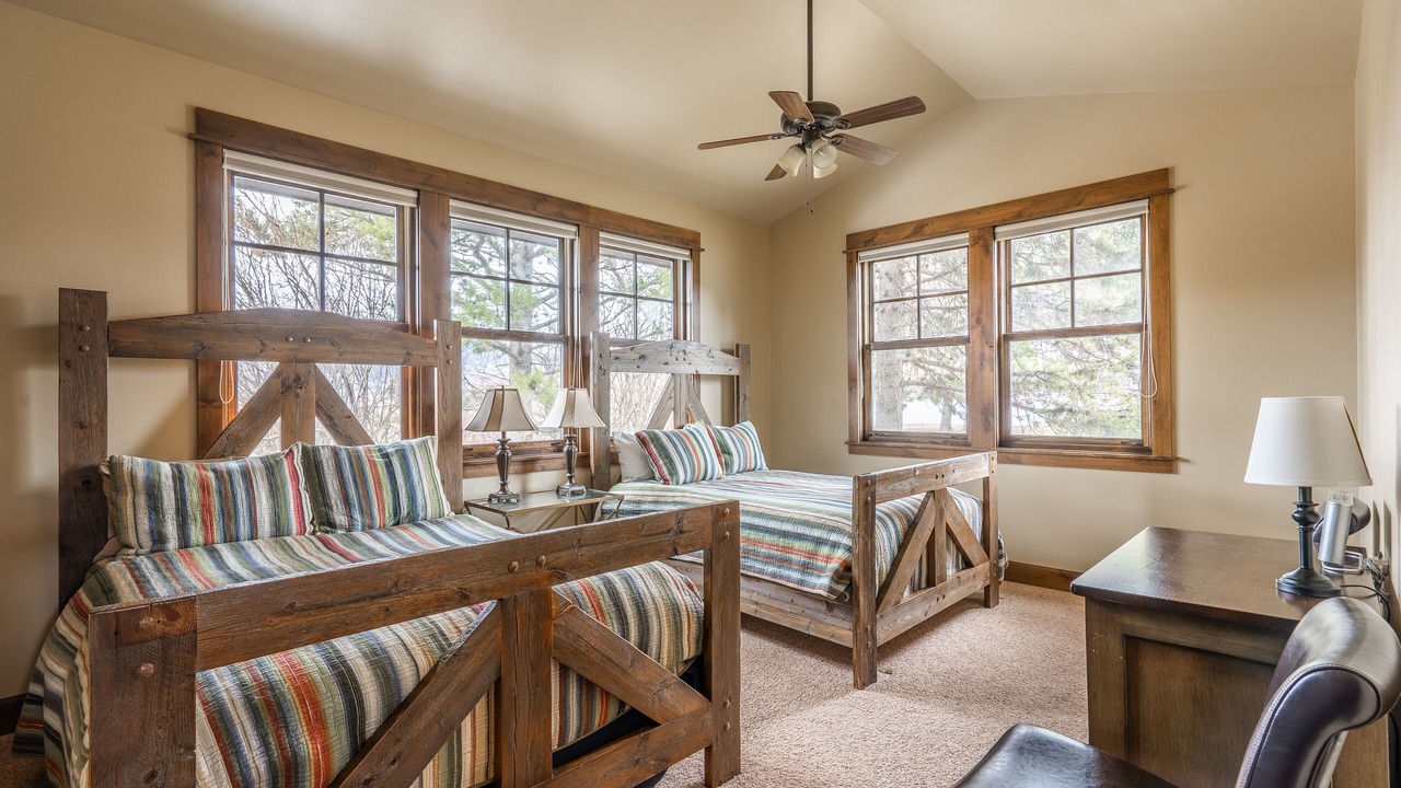 Photo of Bedroom in West Yellowstone
