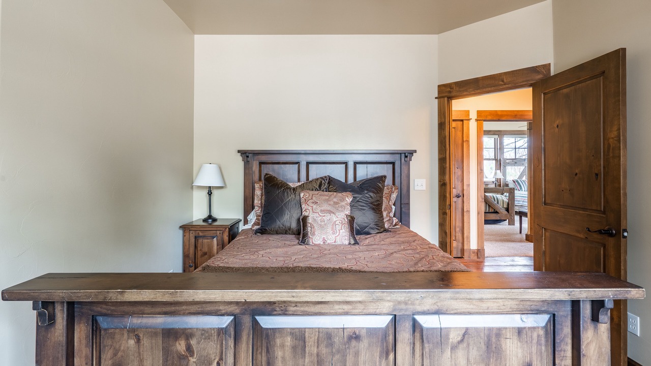 Photo of Bedroom in West Yellowstone