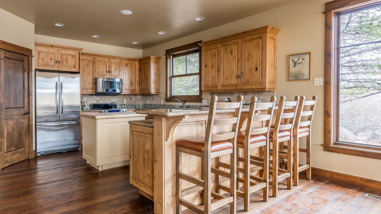 Photo of Kitchen in West Yellowstone