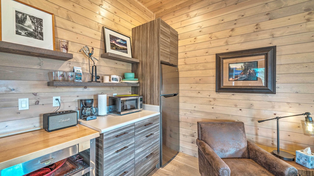 Photo of Others in McAllister