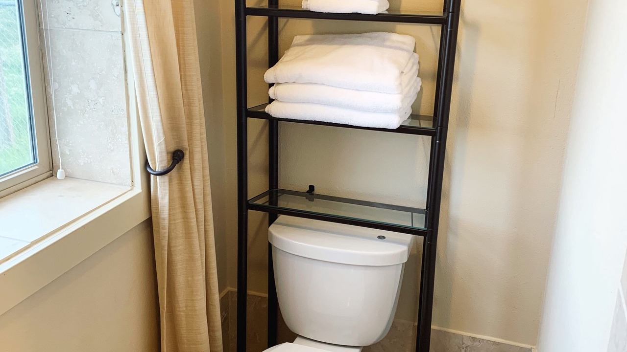 Photo of Bathroom in East Glacier Park Village