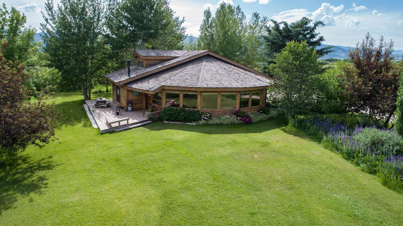 Photo of Outdoor in Victor