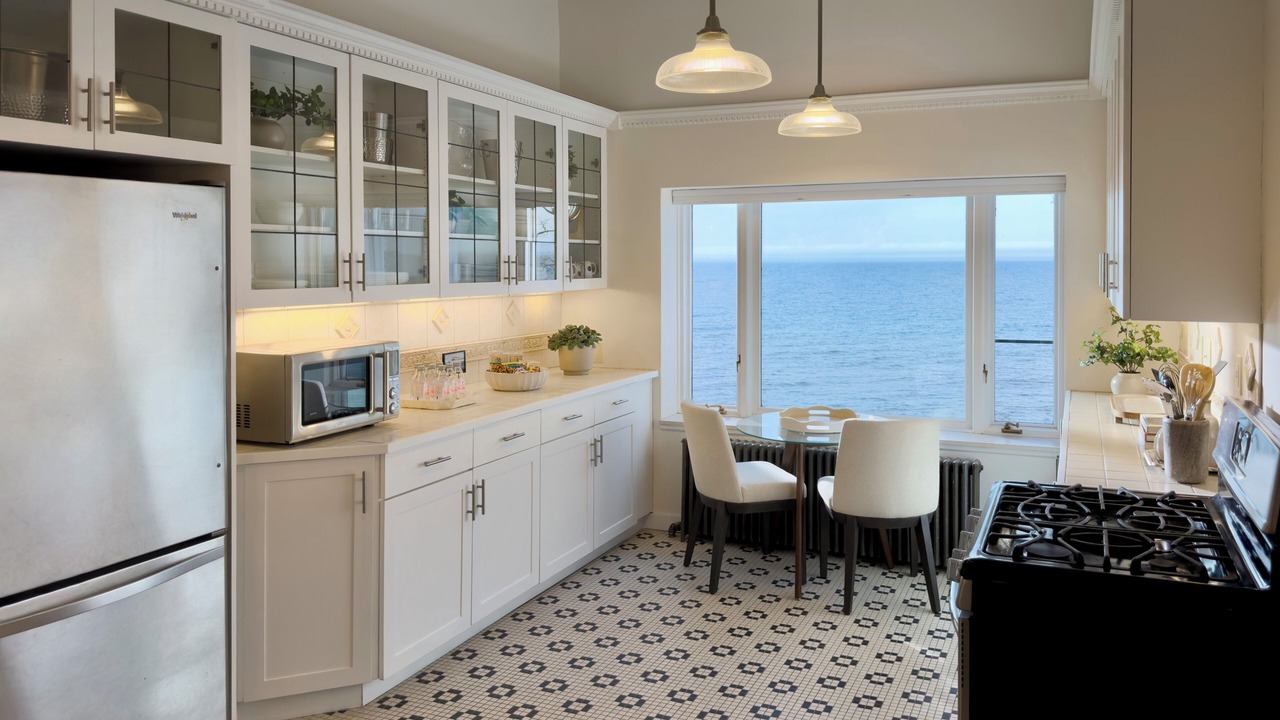 Photo of Kitchen in Lakeside - Lester Park