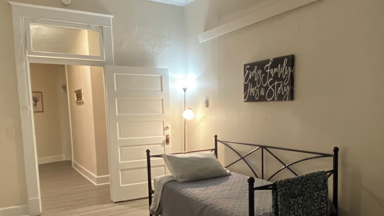 Photo of Bedroom in Hot Springs