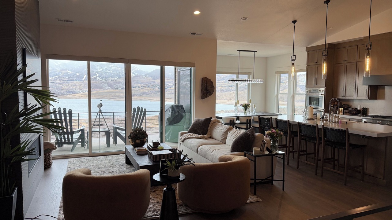 Photo of Livingroom in Deer Mountain
