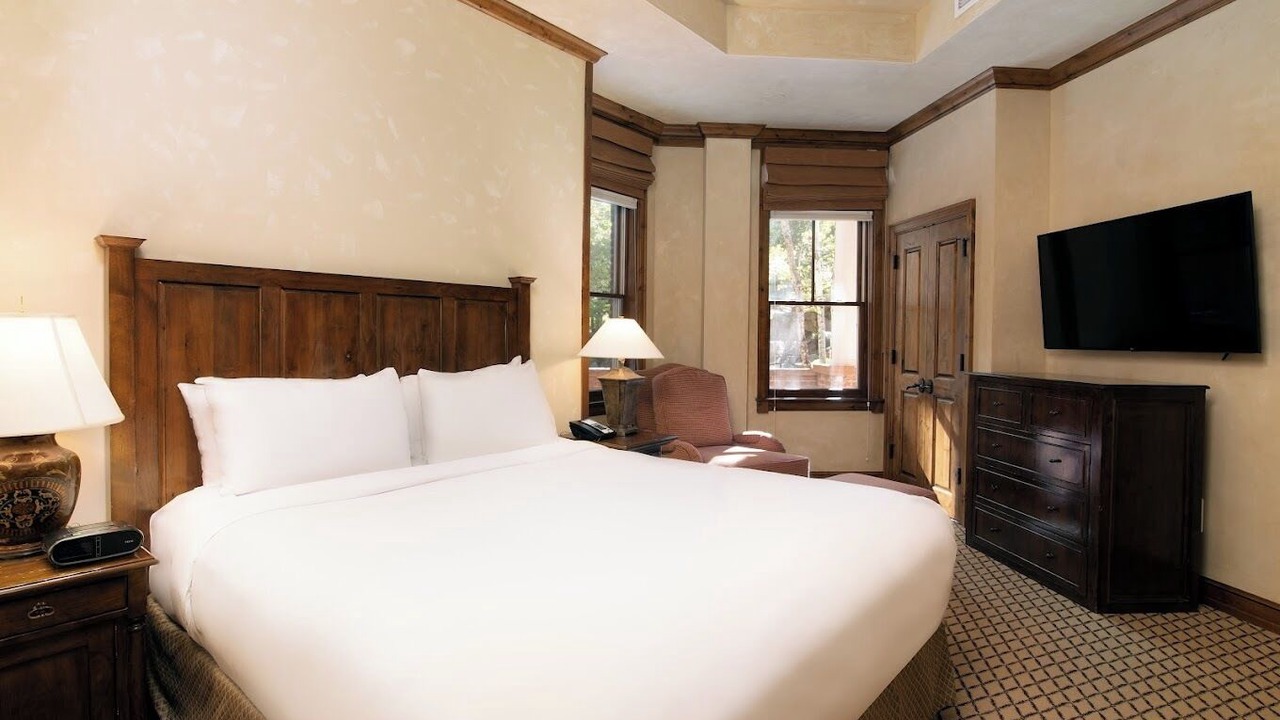 Photo of Bedroom in Downtown