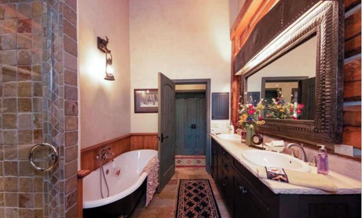 Photo of Bathroom in Dolores