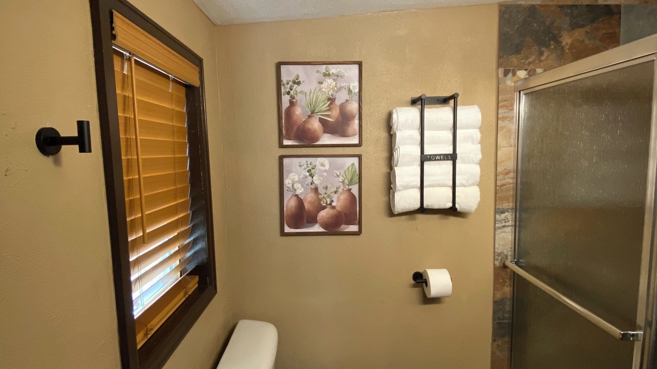 Photo of Bathroom in Monte Vista