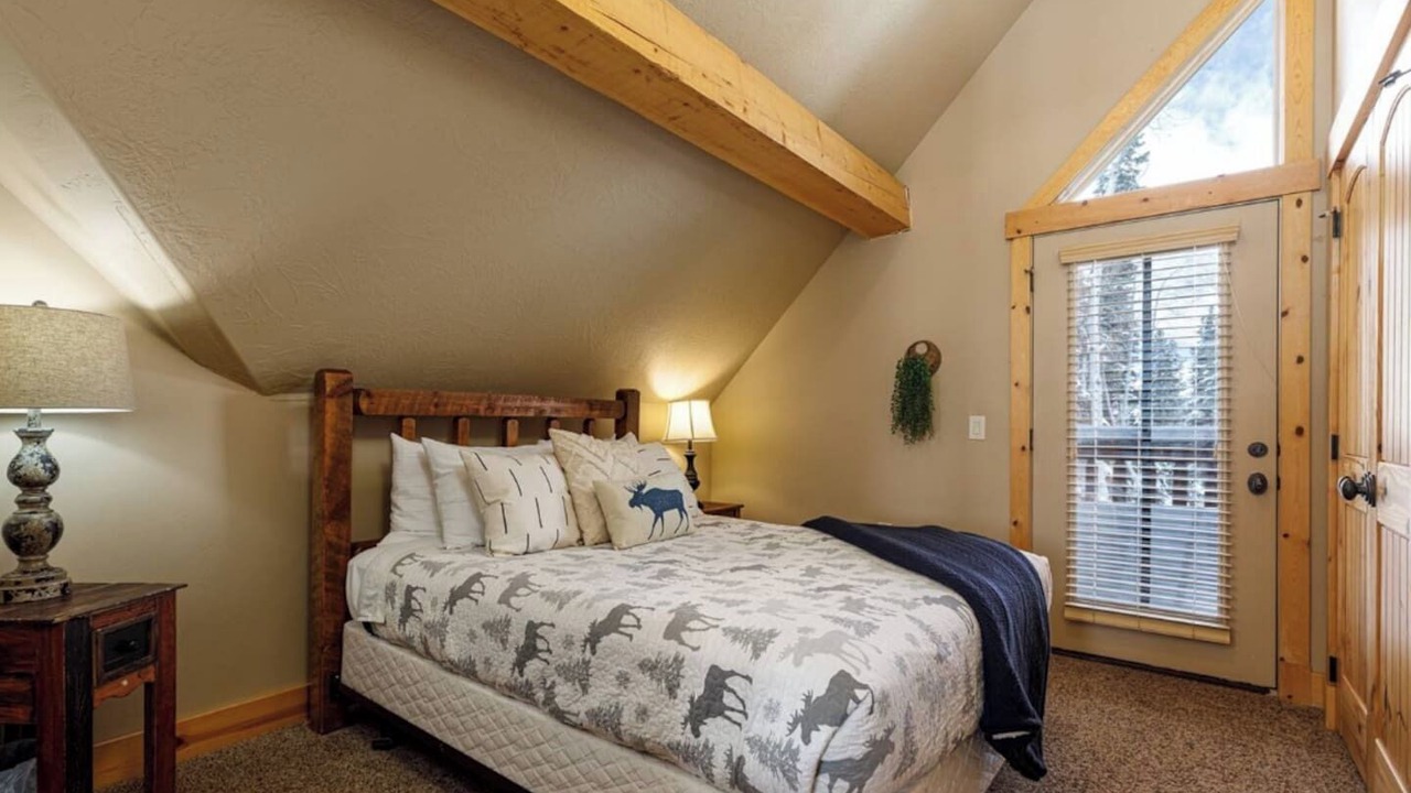 Photo of Bedroom in Meadow View Heights