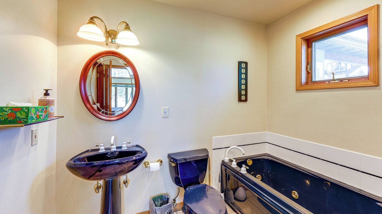 Photo of Bathroom in Ronan