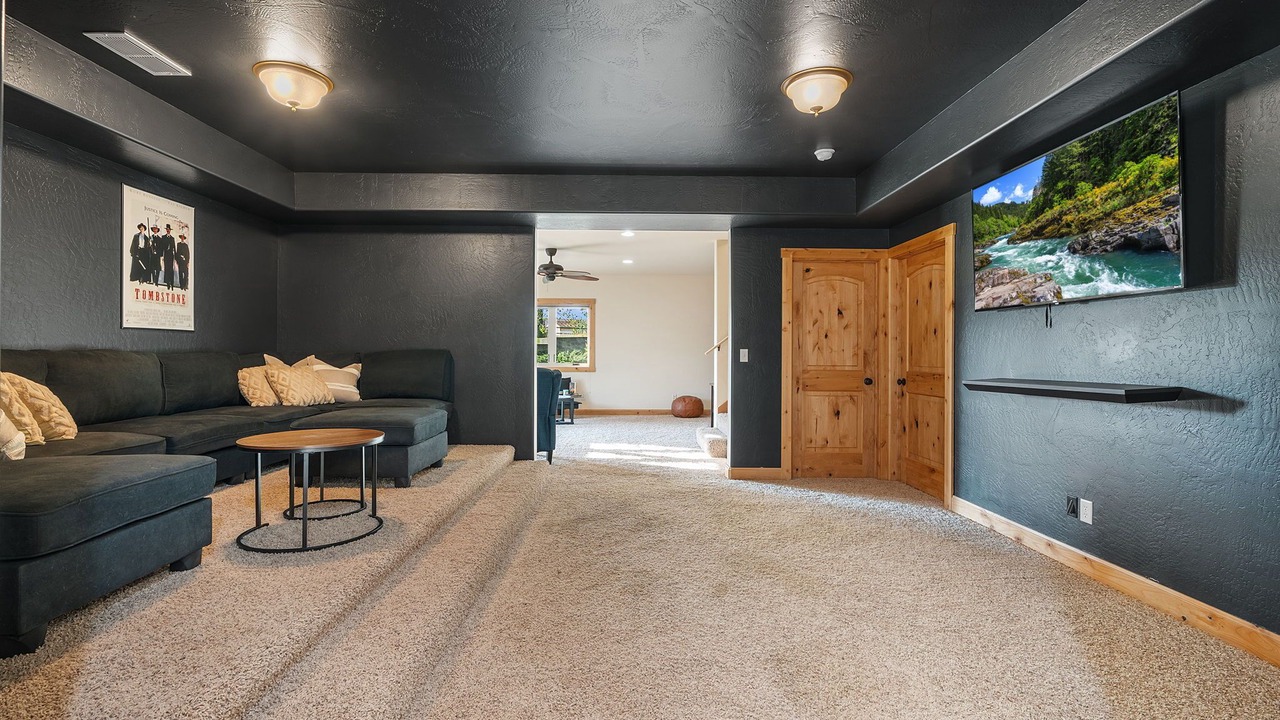 Photo of Livingroom in Bozeman