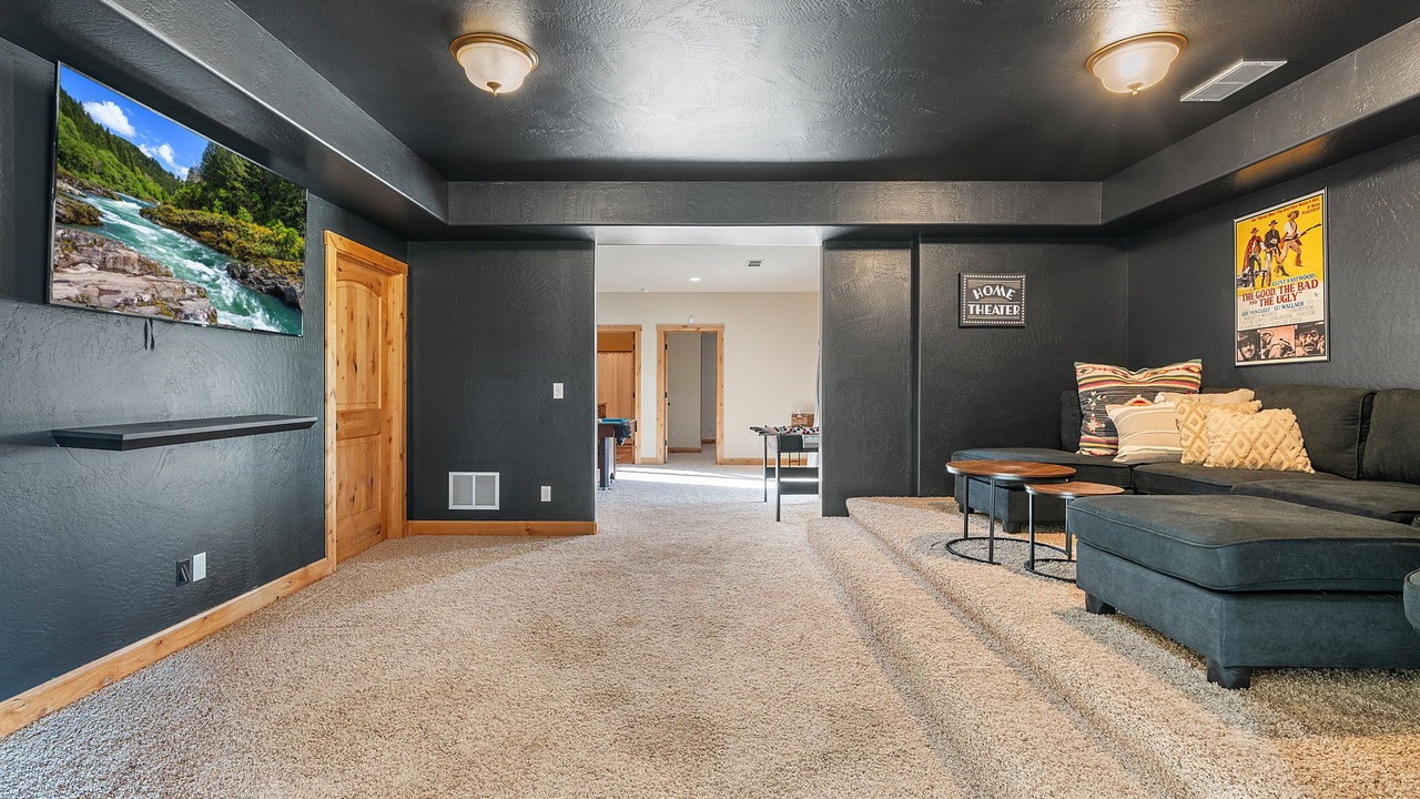 Photo of Livingroom in Bozeman
