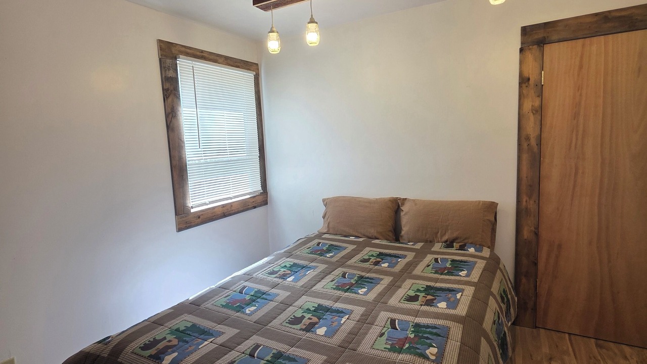 Photo of Bedroom in Wilsall