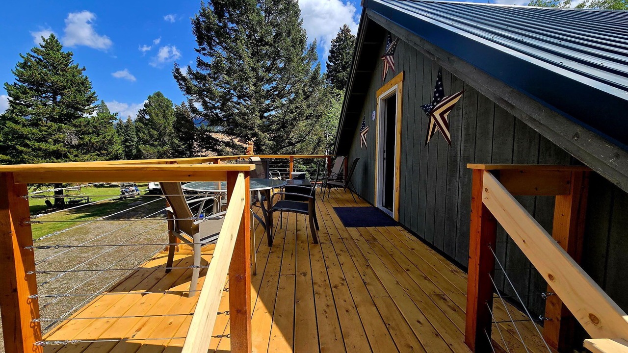 Photo of Patio Balcony in Wilsall