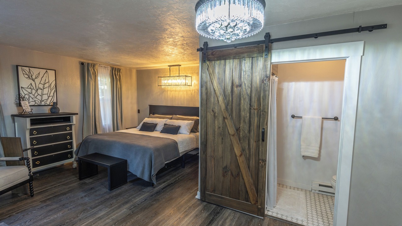 Photo of Bedroom in Canyon County