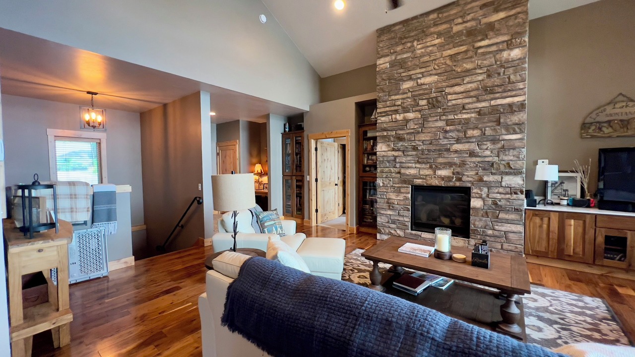 Photo of Livingroom in Polson