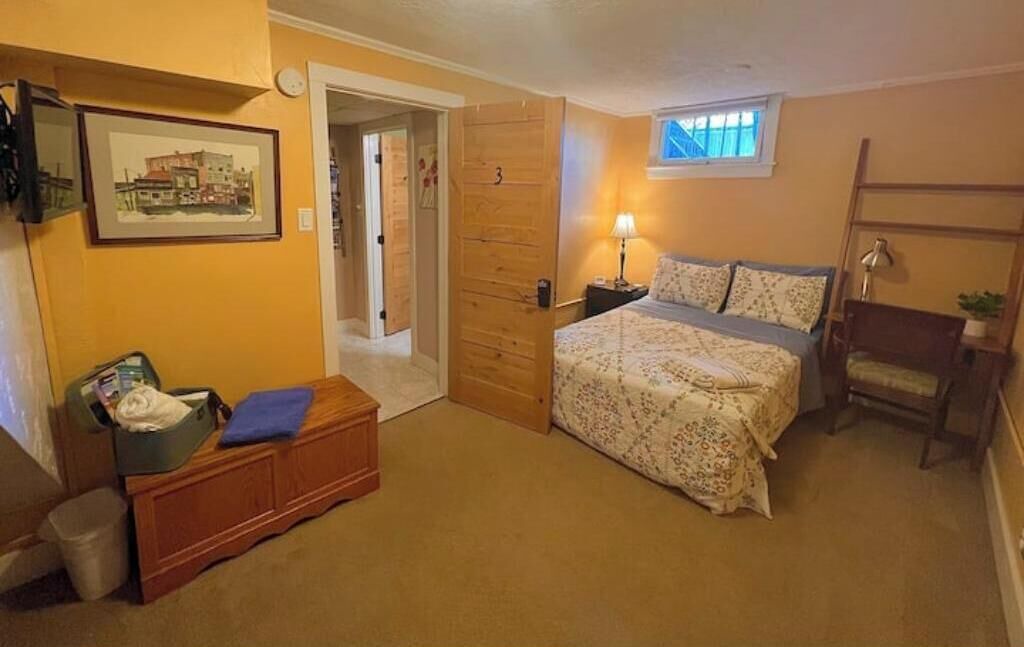 Photo of Bedroom in University District