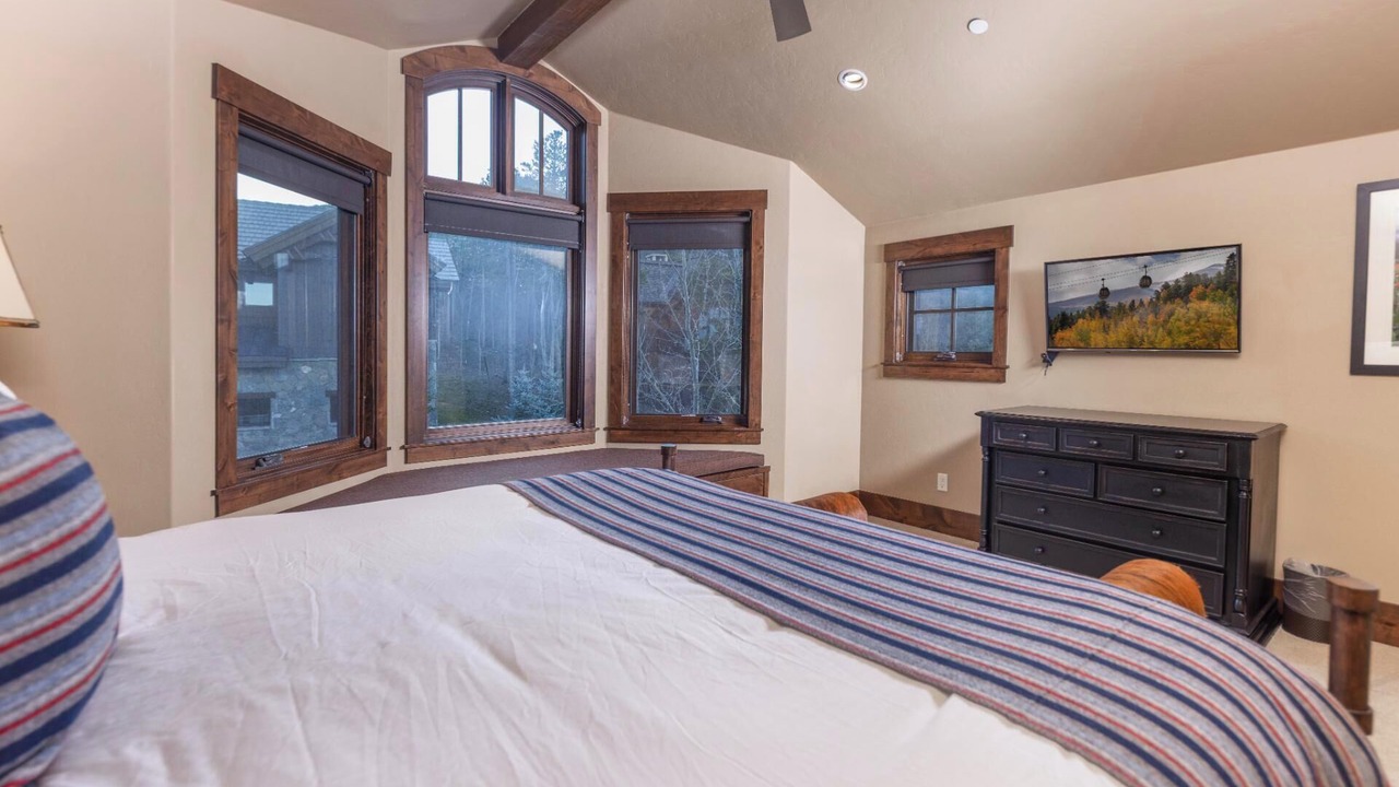 Photo of Bedroom in Timber Trail