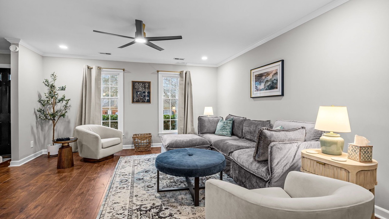 Photo of Livingroom in Southwest Raleigh