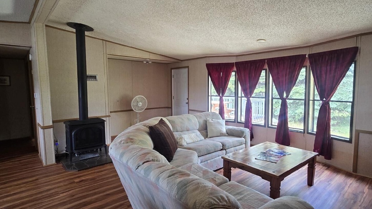 Photo of Livingroom in East Glacier Park Village