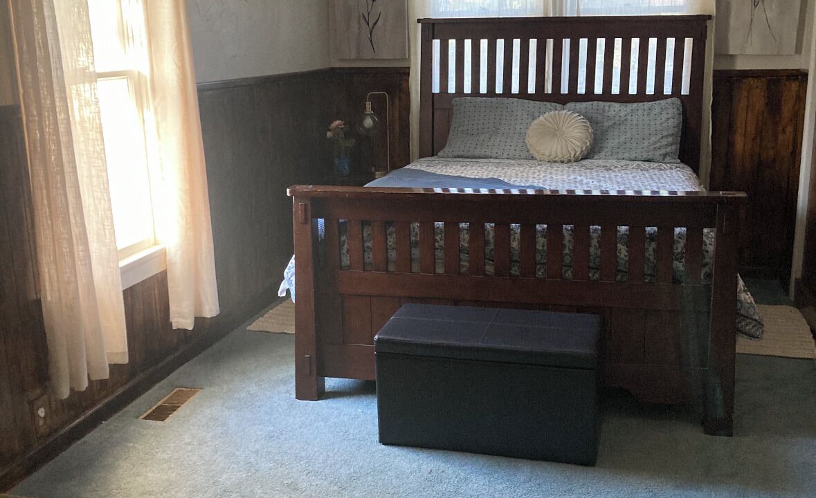 Photo of Bedroom in Laurel
