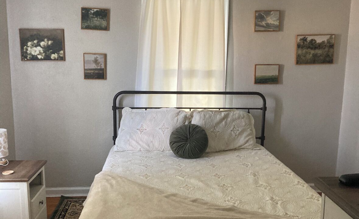 Photo of Bedroom in Laurel