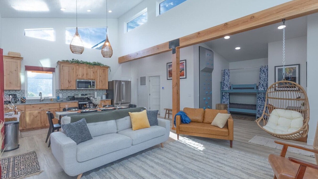 Photo of Livingroom in Glendale