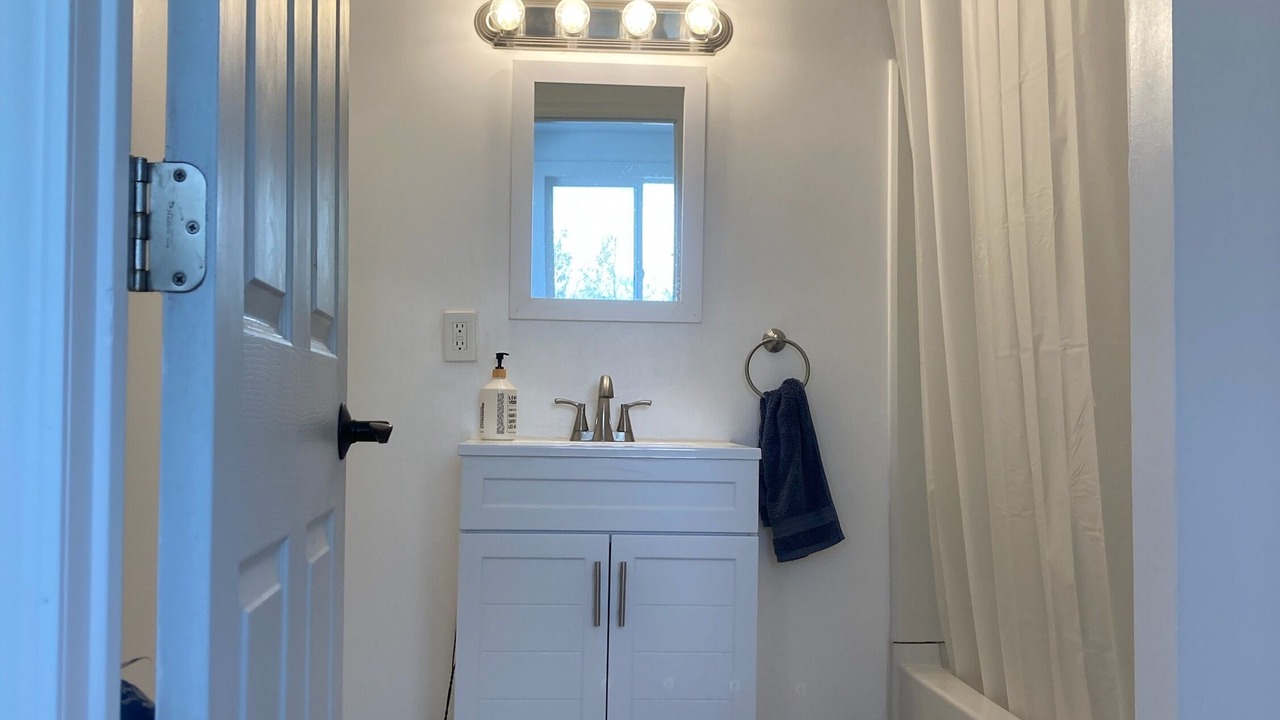 Photo of Bathroom in Browning