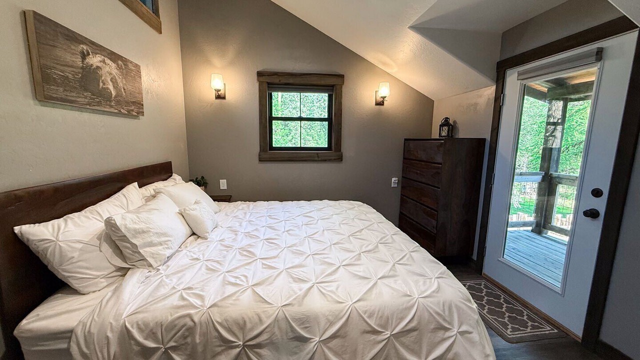 Photo of Bedroom in Whitefish