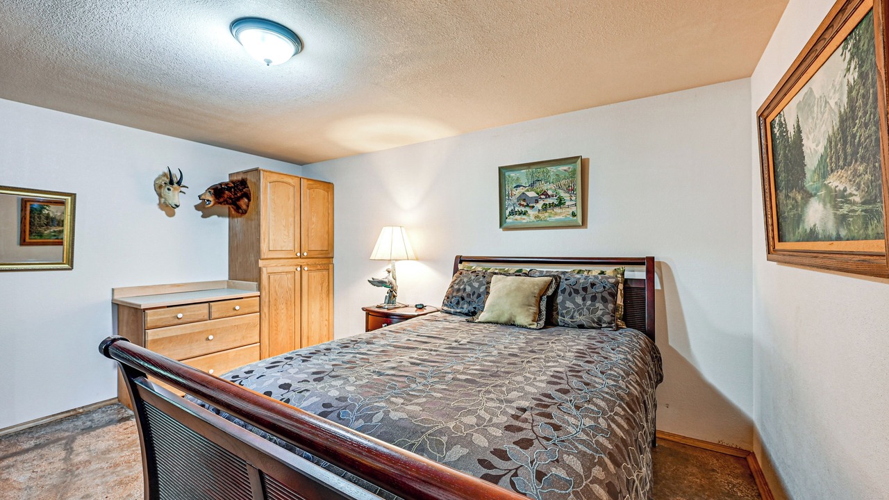 Photo of Bedroom in Superior