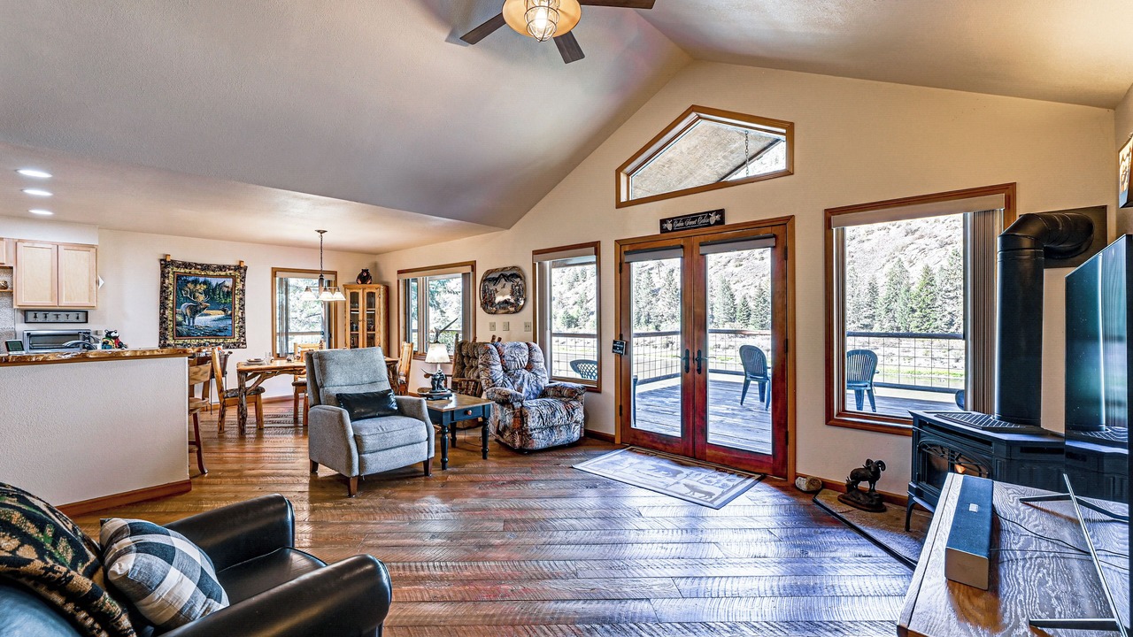 Photo of Bedroom in Superior