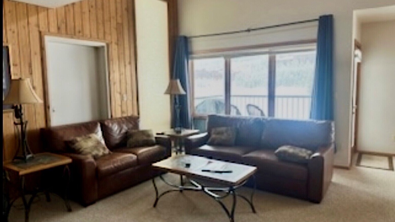 Photo of Livingroom in Big Horn