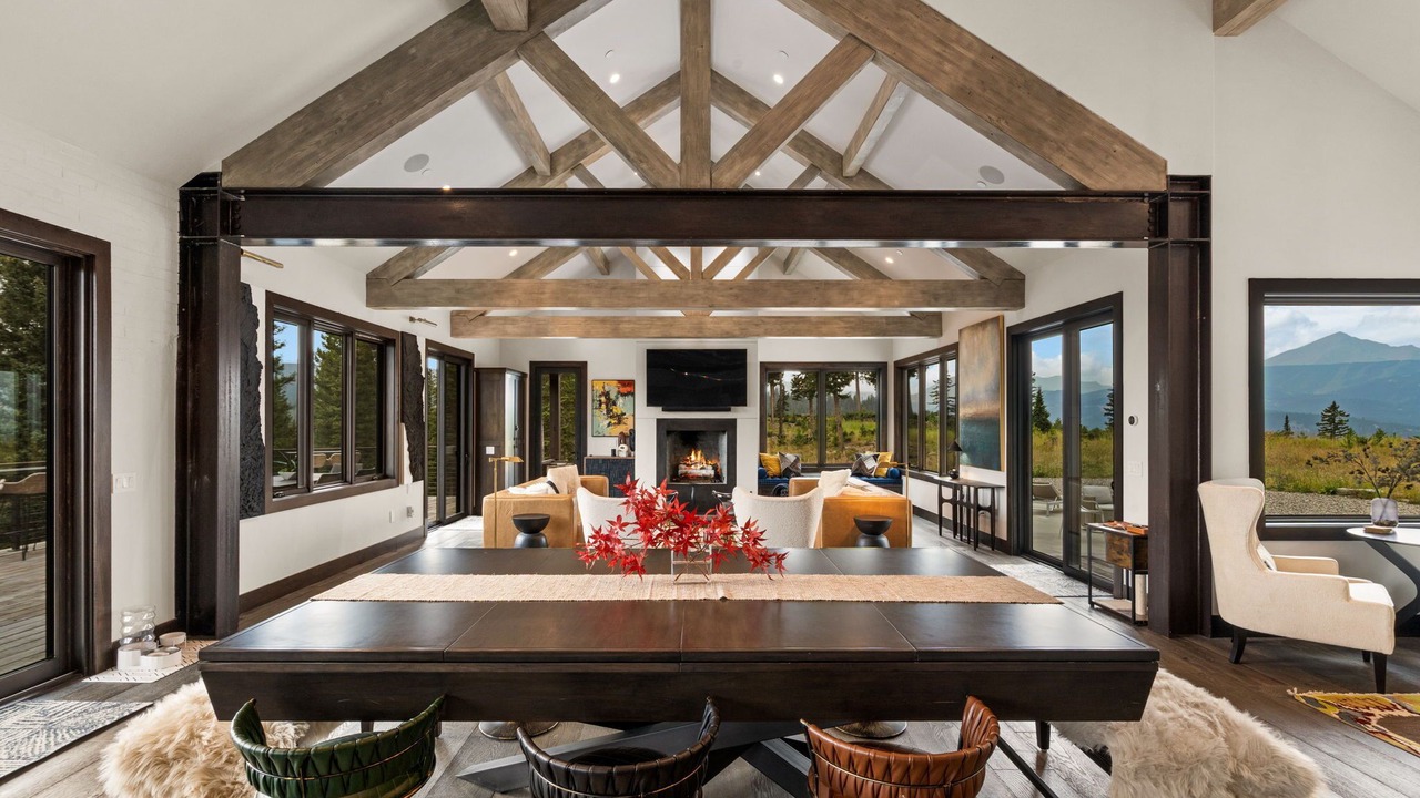 Photo of Bedroom in Skywood Preserve