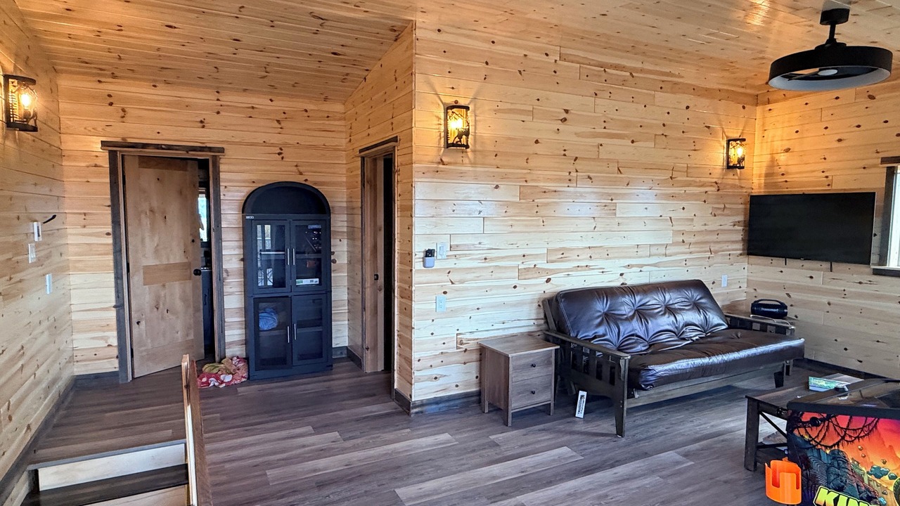 Photo of Livingroom in Babb