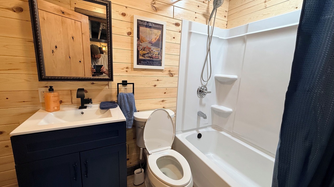 Photo of Bathroom in Babb