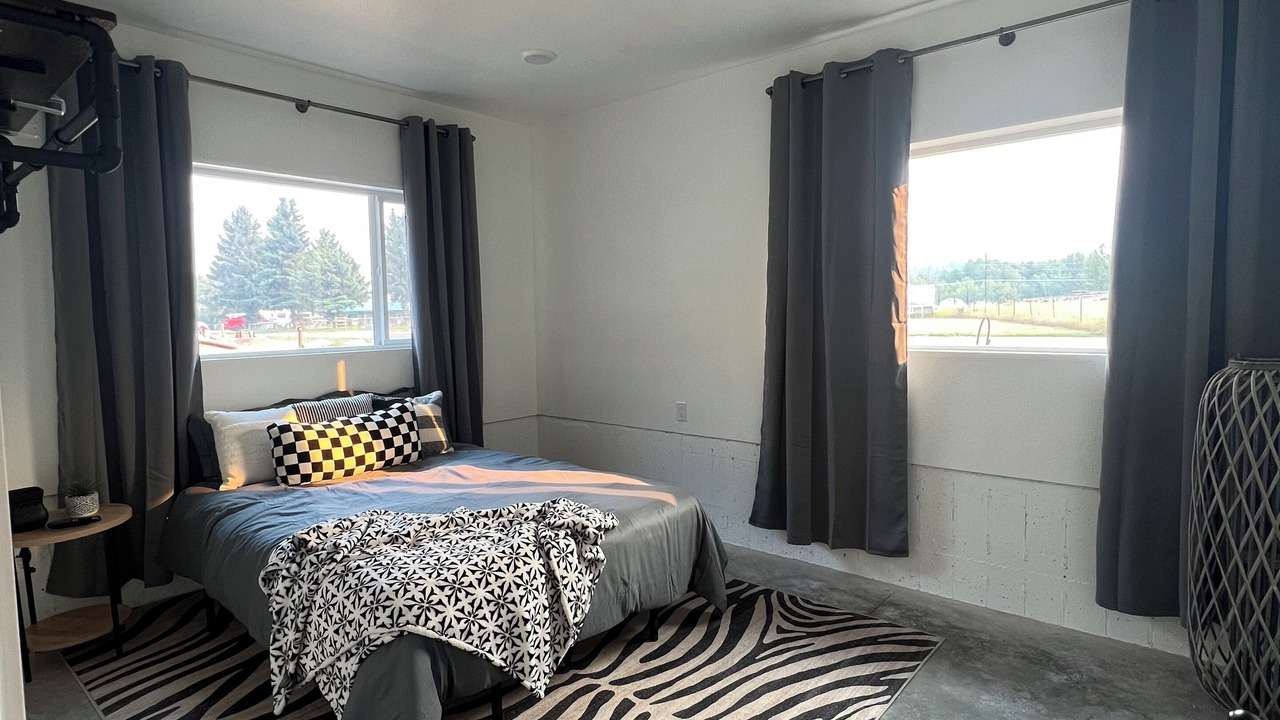 Photo of Bedroom in Anaconda