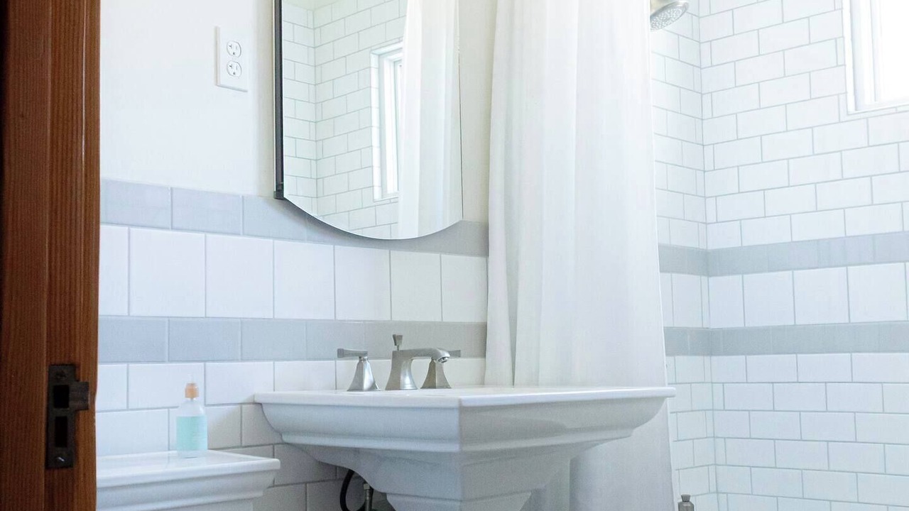 Photo of Bathroom in Lower Rattlesnake