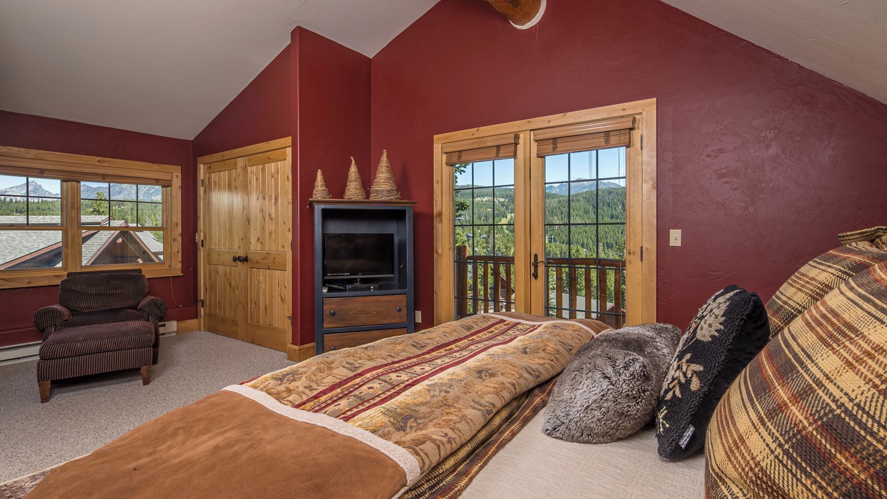 Photo of Bedroom in Powder Ridge