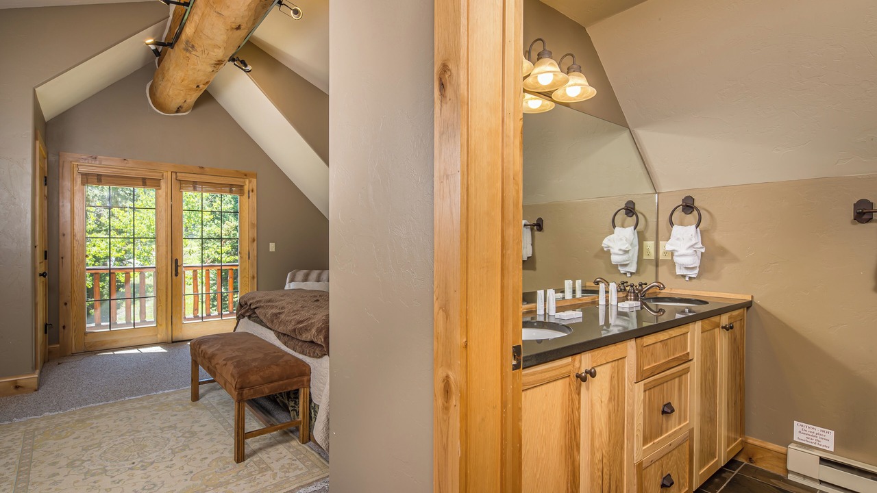 Photo of Bedroom in Powder Ridge