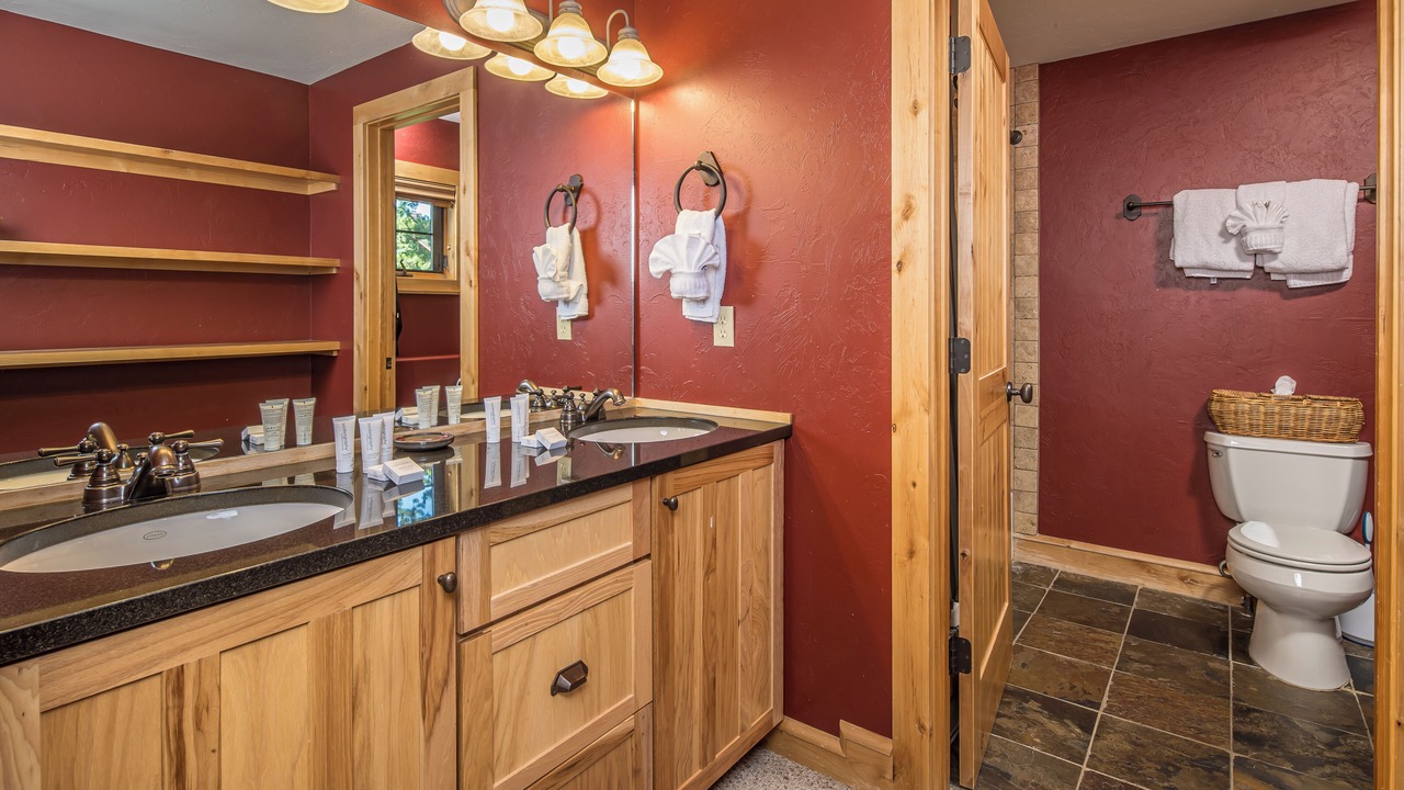 Photo of Bathroom in Powder Ridge