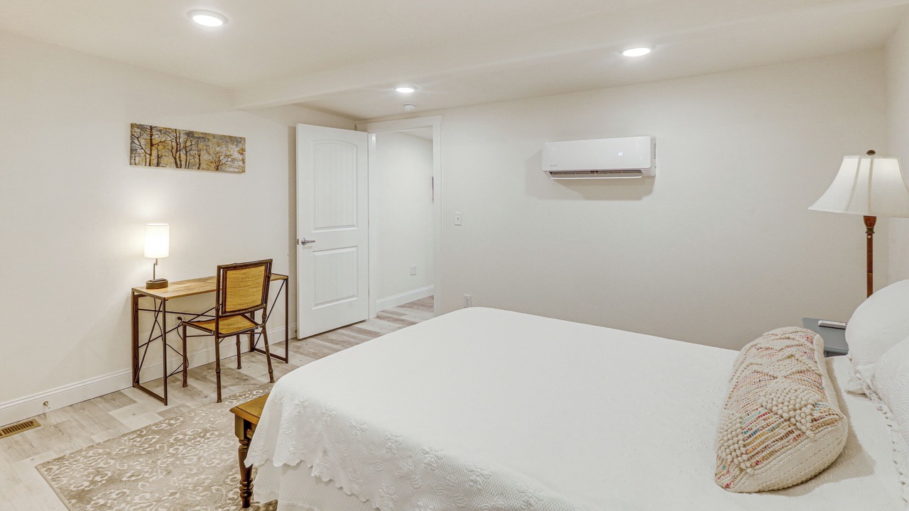 Photo of Bedroom in Joliet