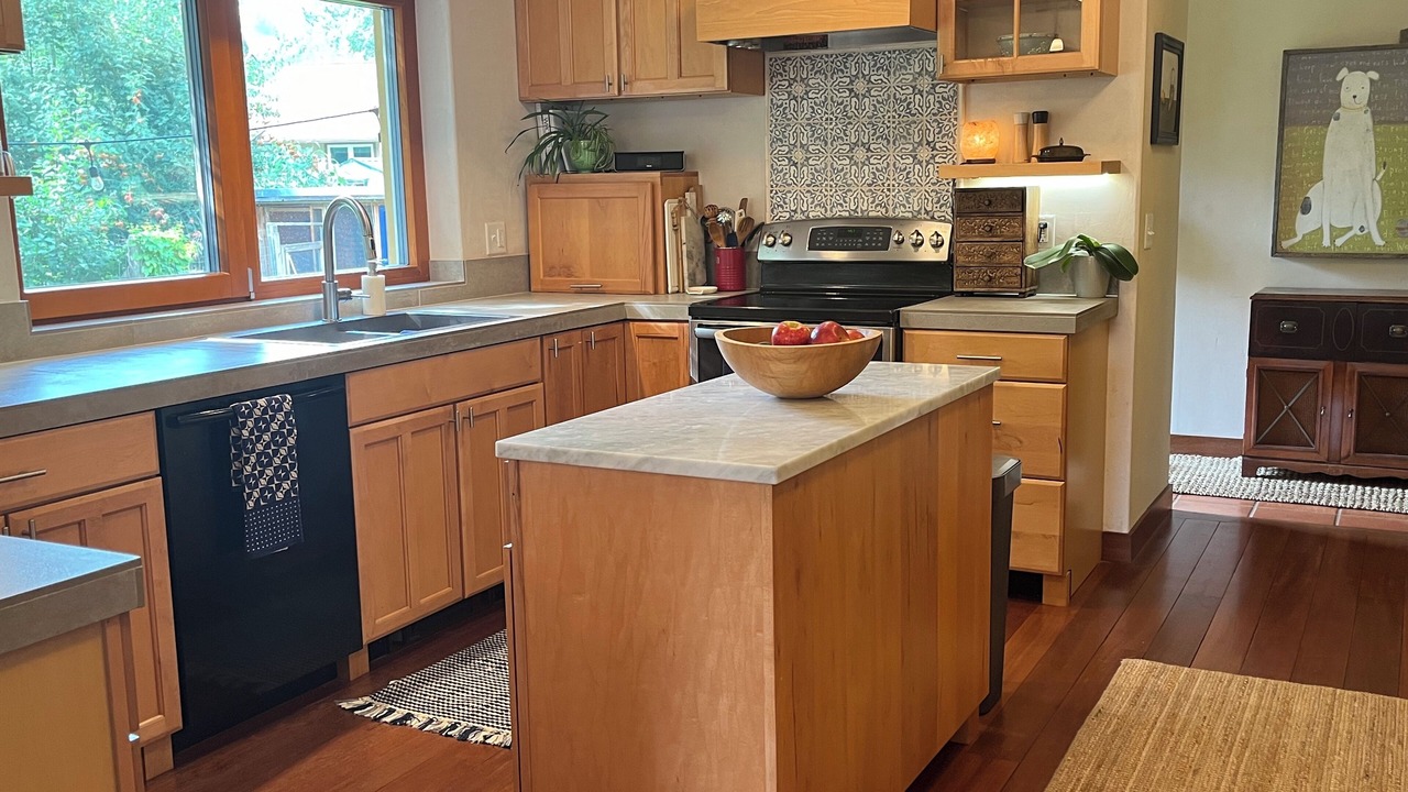 Photo of Kitchen in Upper Rattlesnake