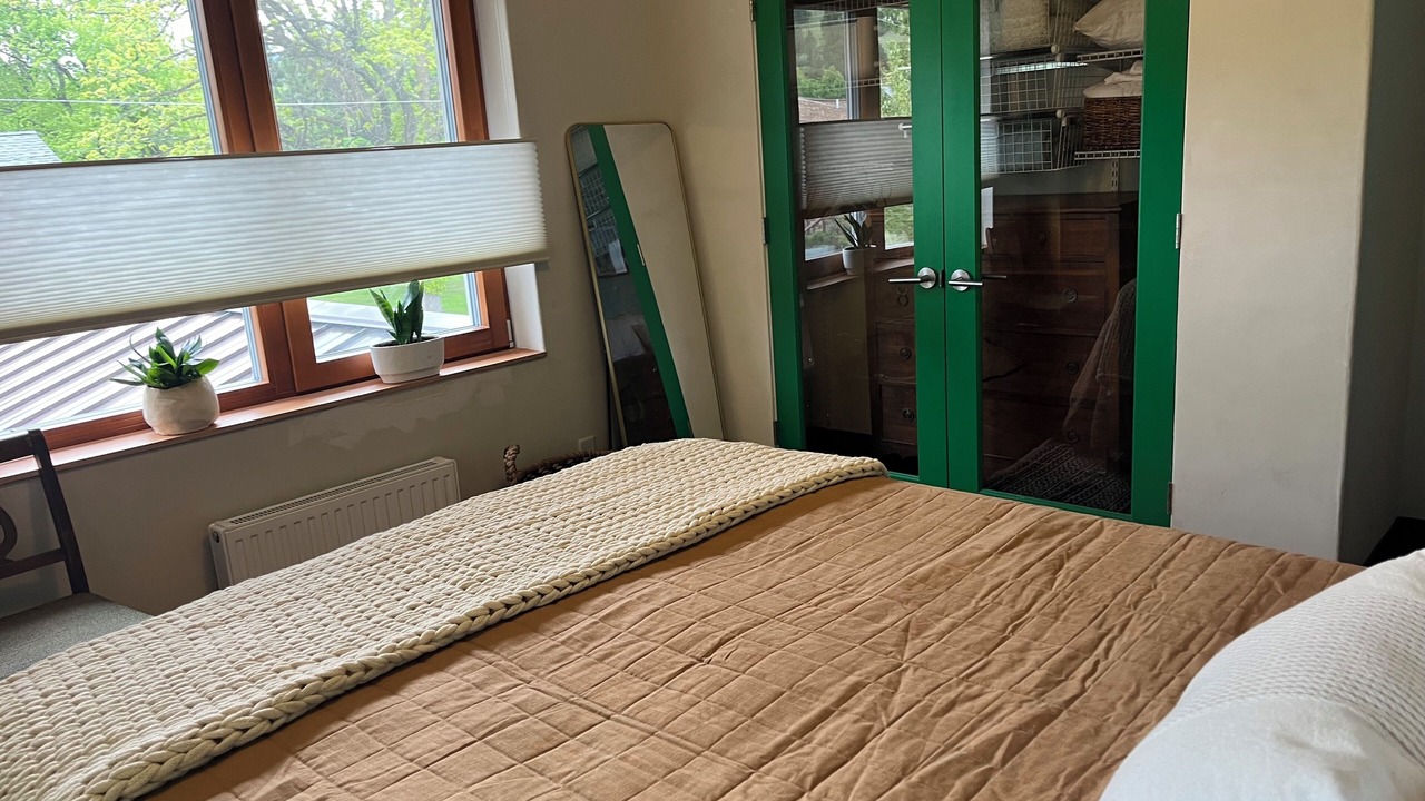 Photo of Bedroom in Upper Rattlesnake