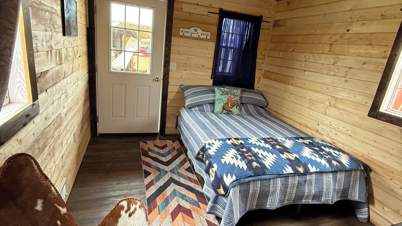 Photo of Bedroom in Browning