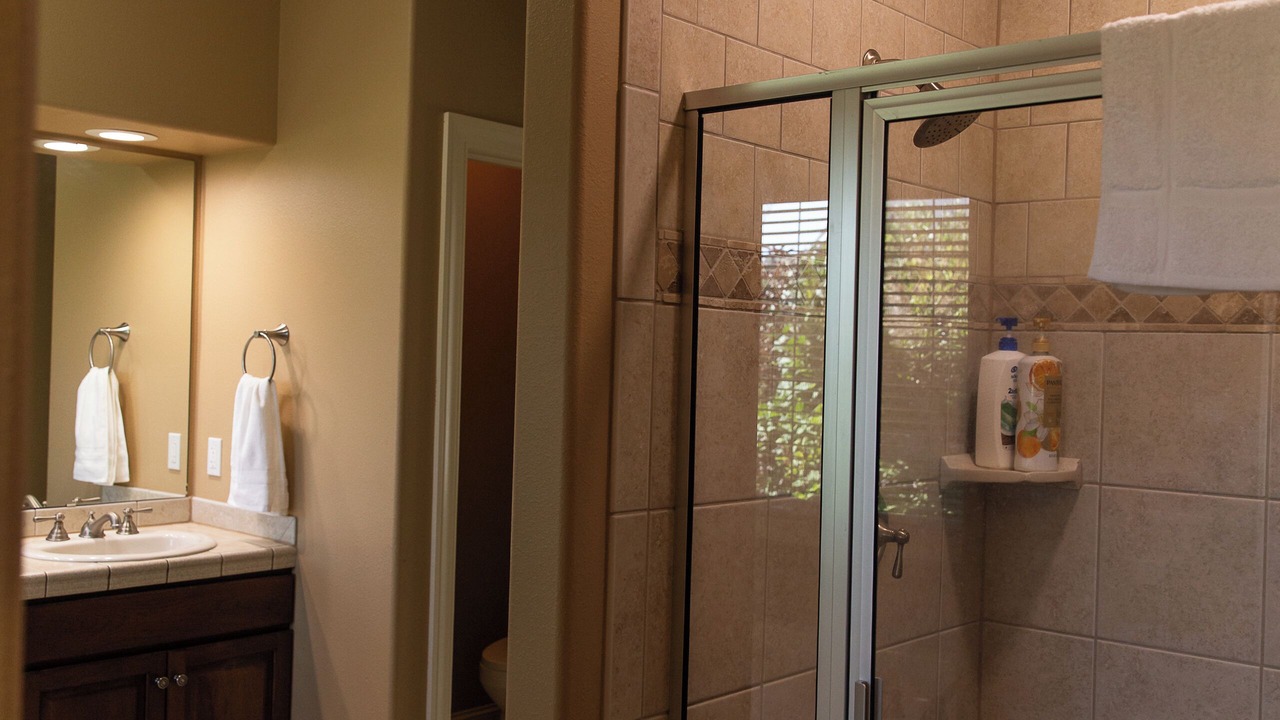 Photo of Bathroom in Rimrock
